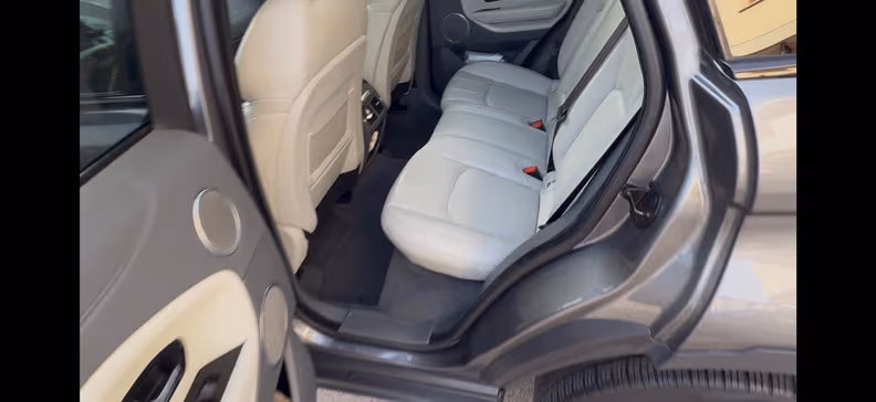 Land Rover Range Rover Evoque - 49