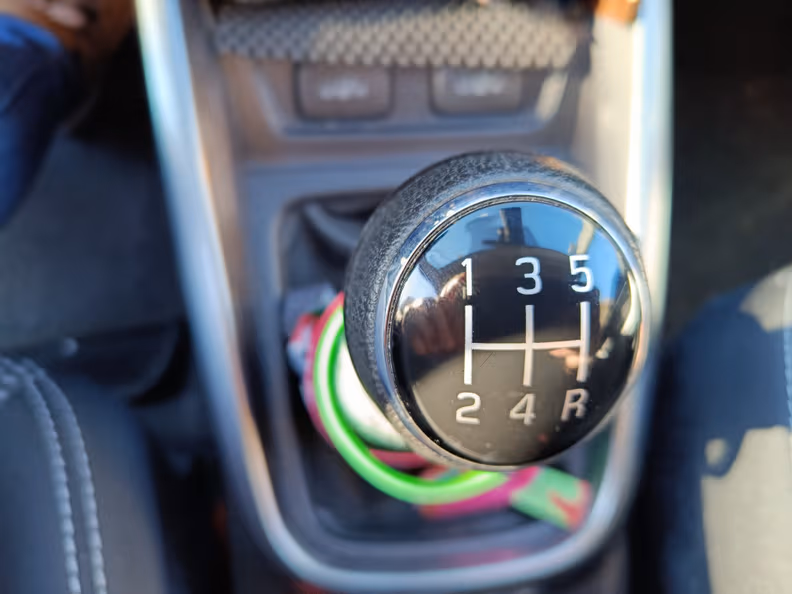 Suzuki Vitara / e Vitara - 16