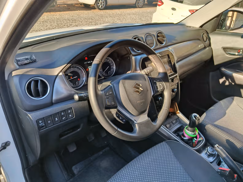 Suzuki Vitara / e Vitara - 9
