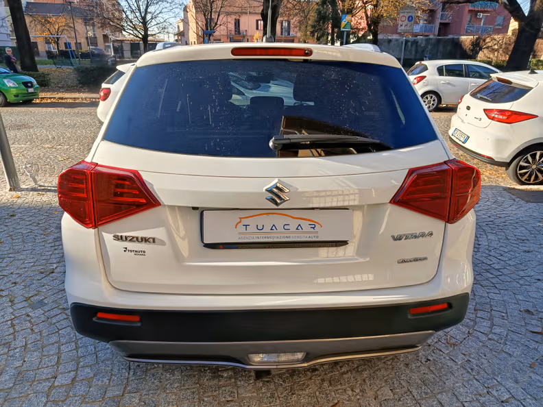Suzuki Vitara / e Vitara - 4