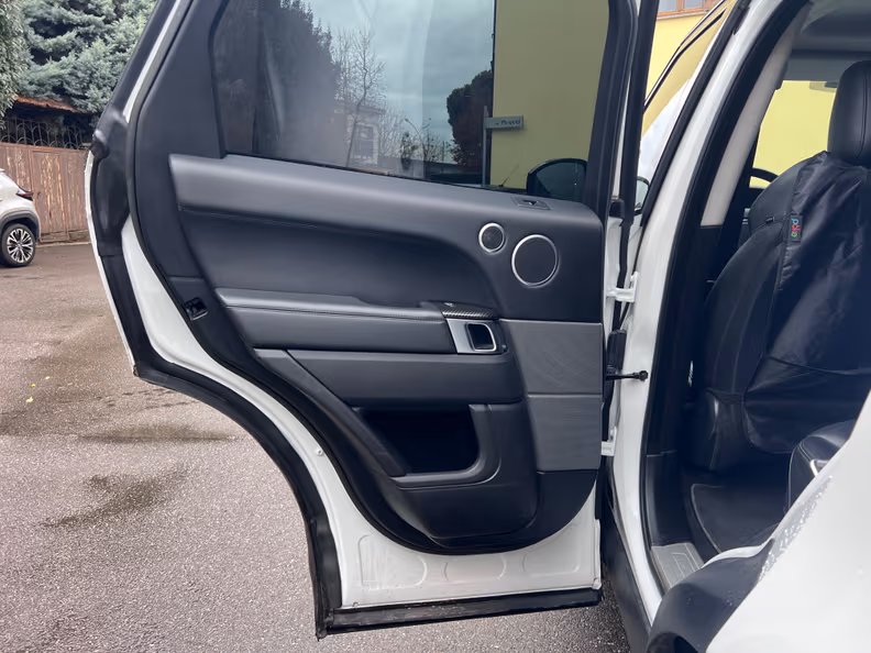 Land Rover Range Rover Sport - 37