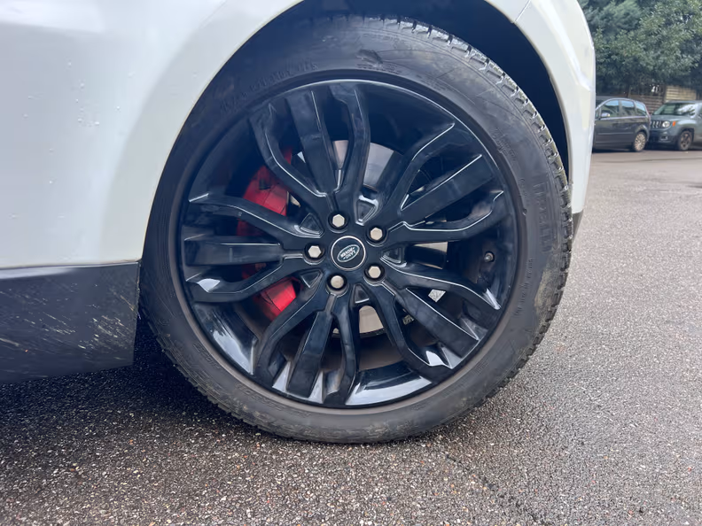 Land Rover Range Rover Sport - 45