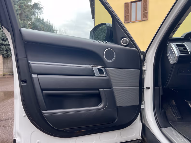 Land Rover Range Rover Sport - 35