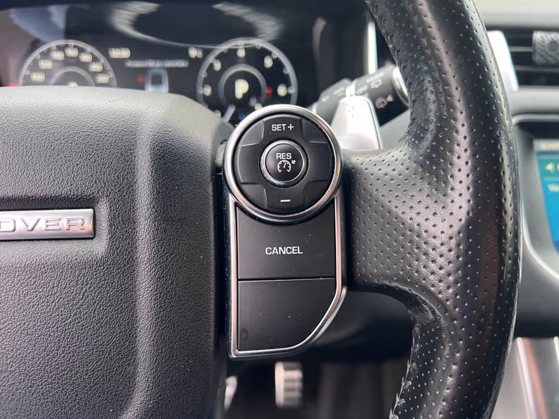 Land Rover Range Rover Sport - 31