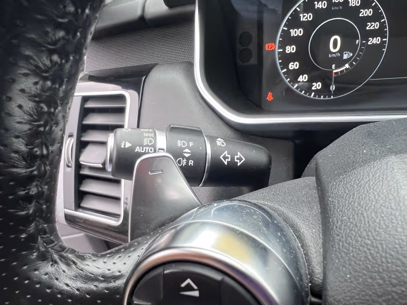 Land Rover Range Rover Sport - 28