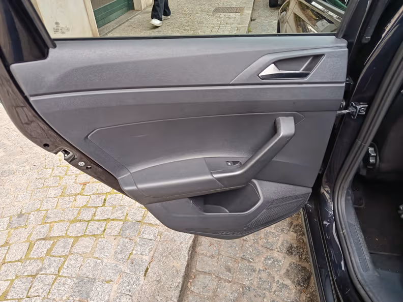 Volkswagen Polo - 35