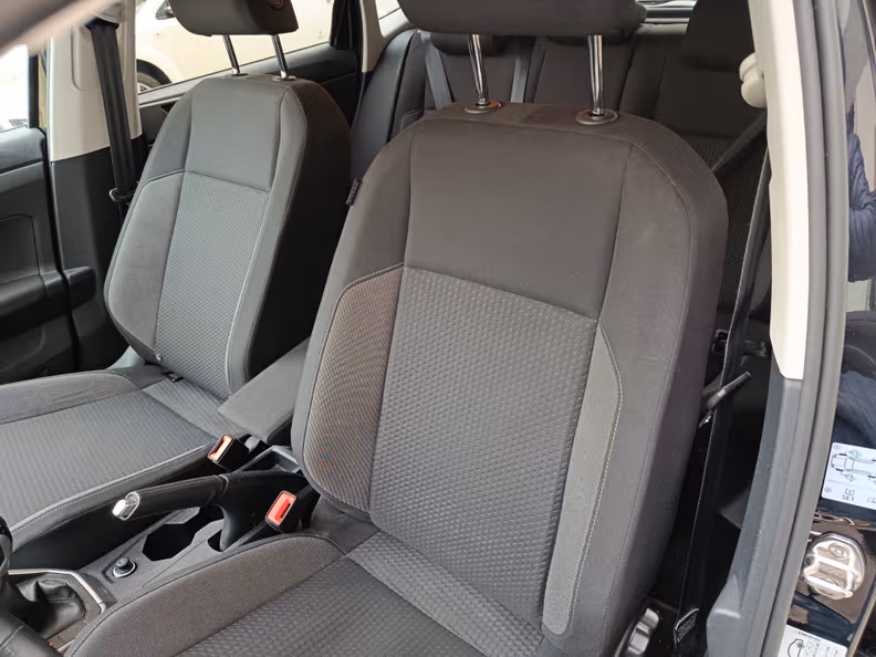 Volkswagen Polo - 10