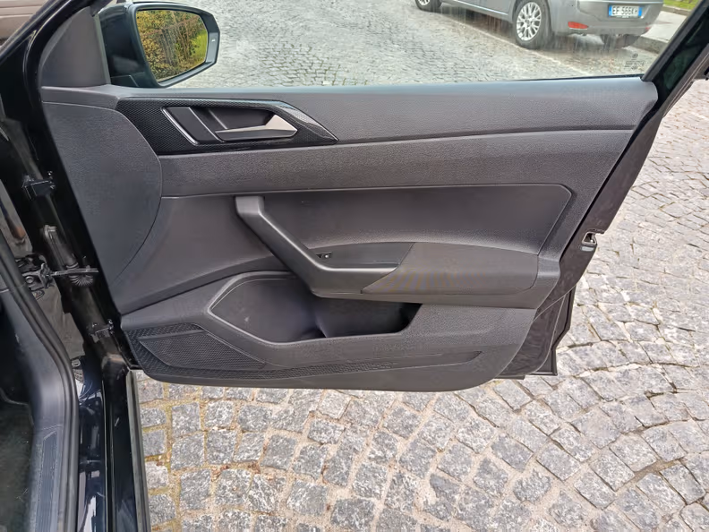 Volkswagen Polo - 36