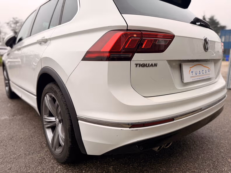 Volkswagen Tiguan - 10
