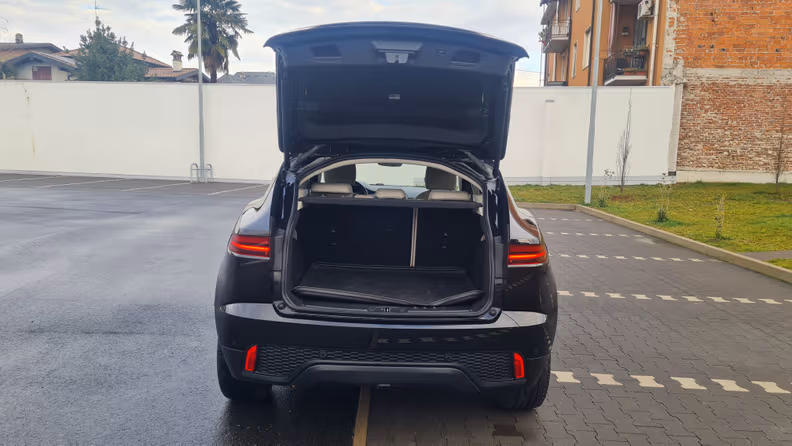 Jaguar E-Pace - 9