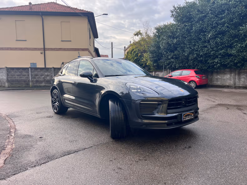 Porsche Macan - 3