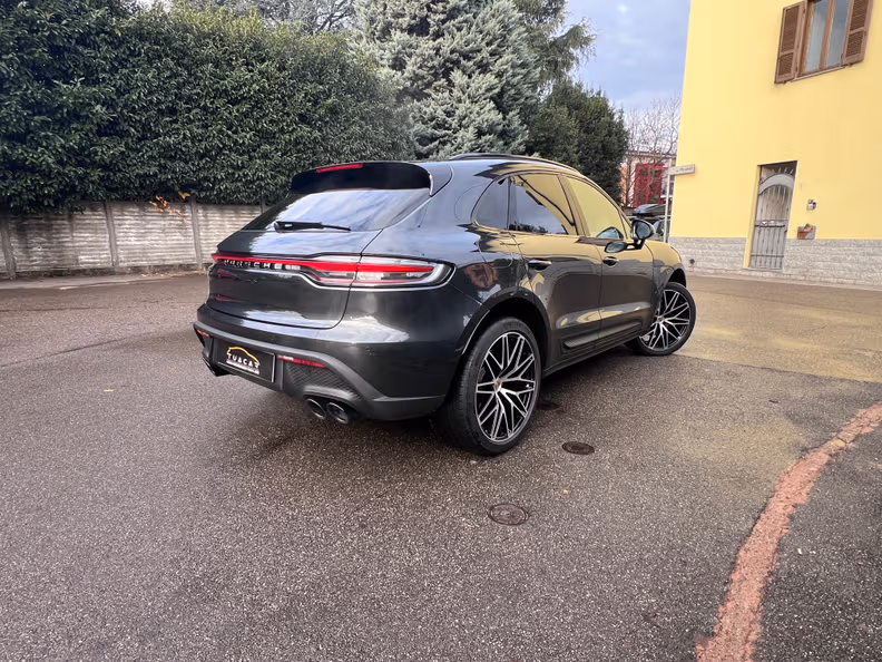 Porsche Macan - 5