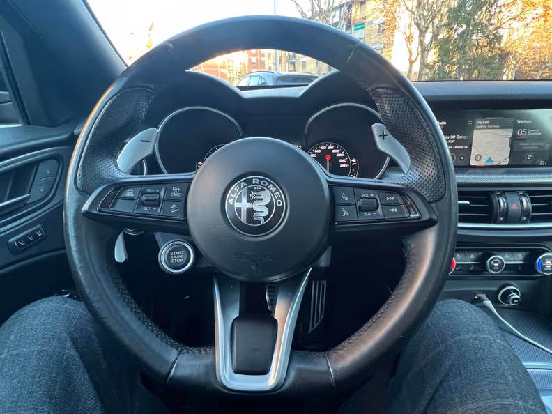 Alfa Romeo Stelvio - 22