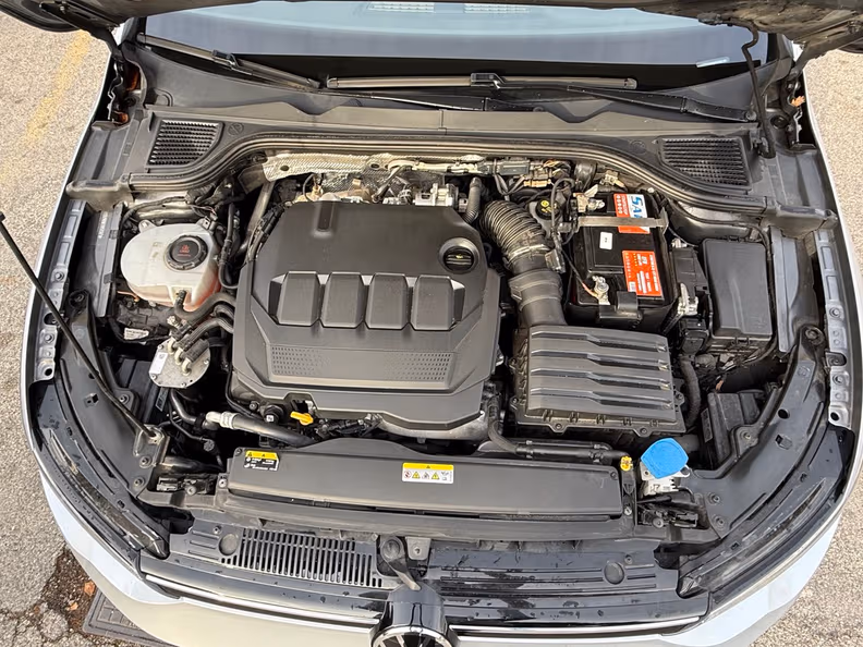 Volkswagen Golf - 45