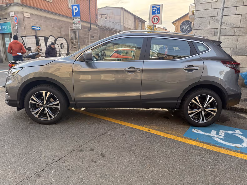 Nissan Qashqai - 4