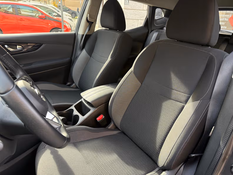 Nissan Qashqai - 11