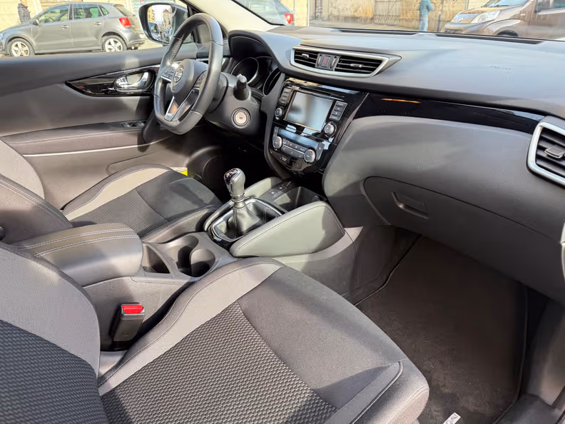 Nissan Qashqai - 27