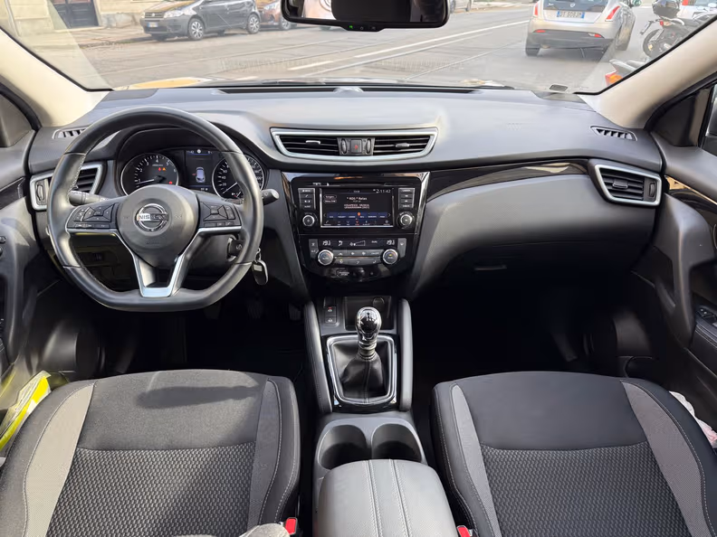 Nissan Qashqai - 12