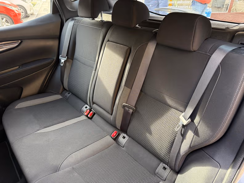 Nissan Qashqai - 13
