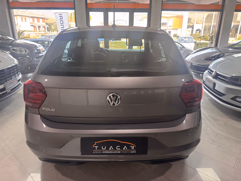 Volkswagen Polo - 6