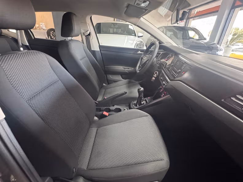 Volkswagen Polo - 10