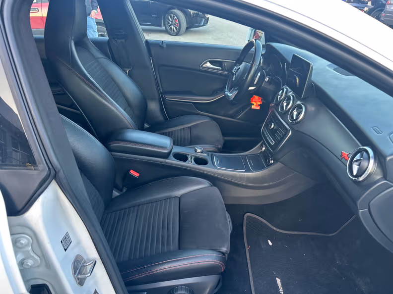 Mercedes-Benz CLA-Class - 20