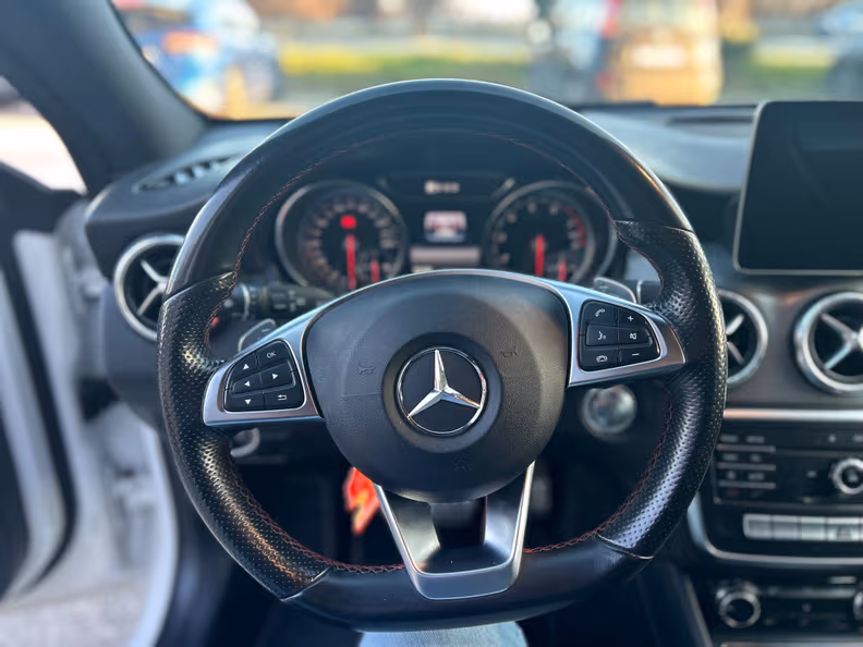 Mercedes-Benz CLA-Class - 17