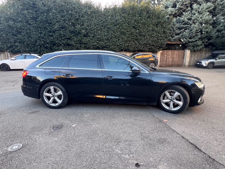 Audi A6 - 4