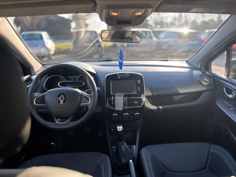 Renault Clio - 20