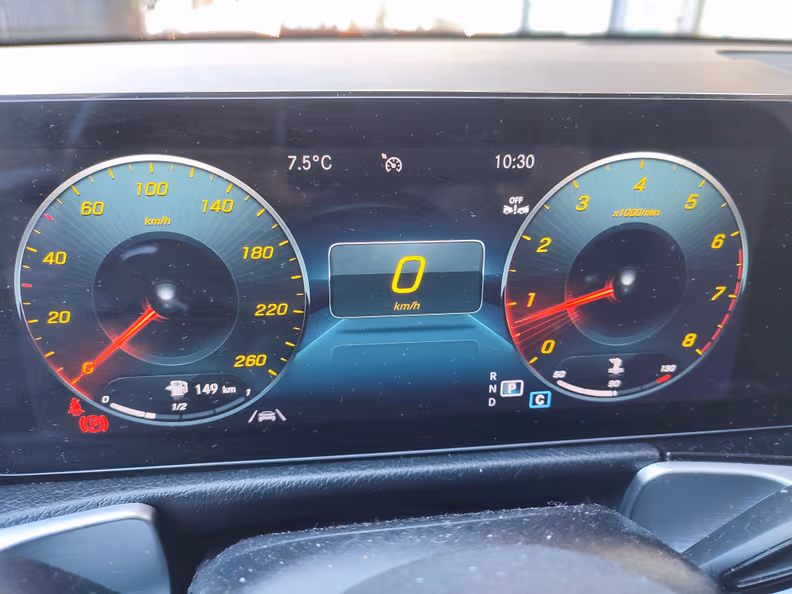 Mercedes-Benz GLB-Class - 8