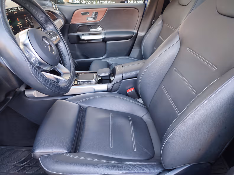 Mercedes-Benz GLB-Class - 9