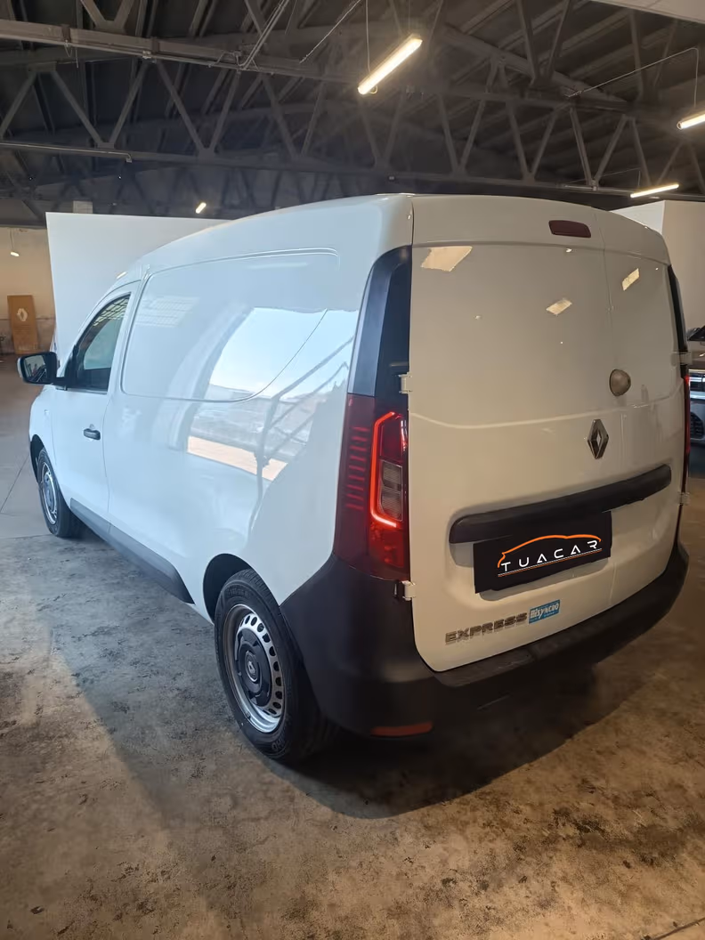 Renault Express - 5