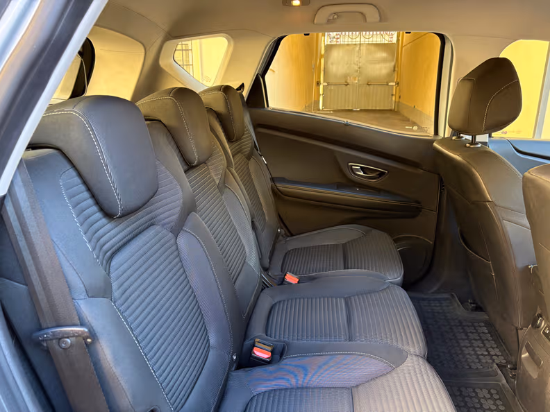 Renault Scénic - 25