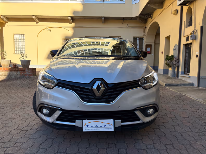 Renault Scénic - 2