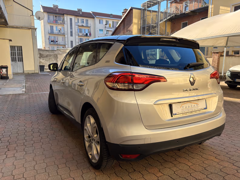 Renault Scénic - 7