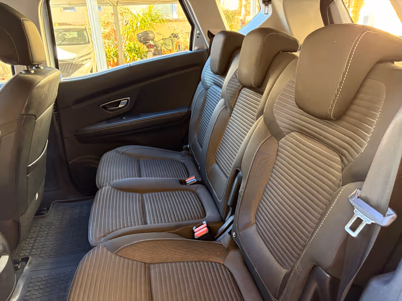 Renault Scénic - 28