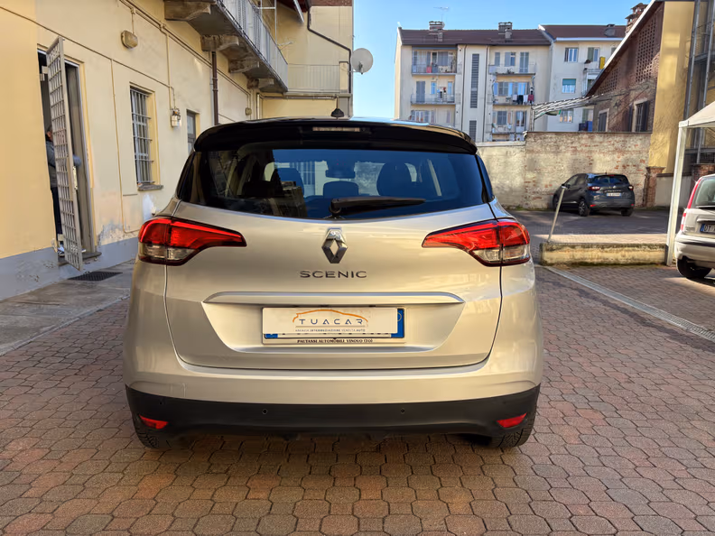 Renault Scénic - 6