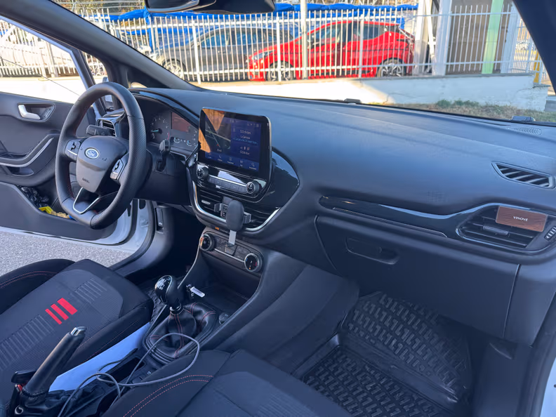Ford Fiesta - 10
