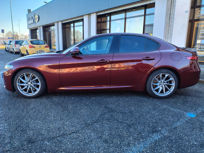 Alfa Romeo Giulia - 14