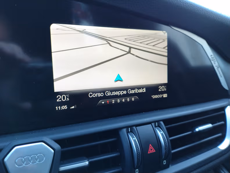 Alfa Romeo Giulia - 38