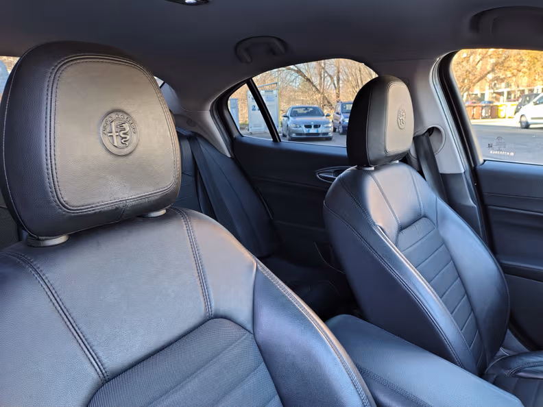 Alfa Romeo Giulia - 26