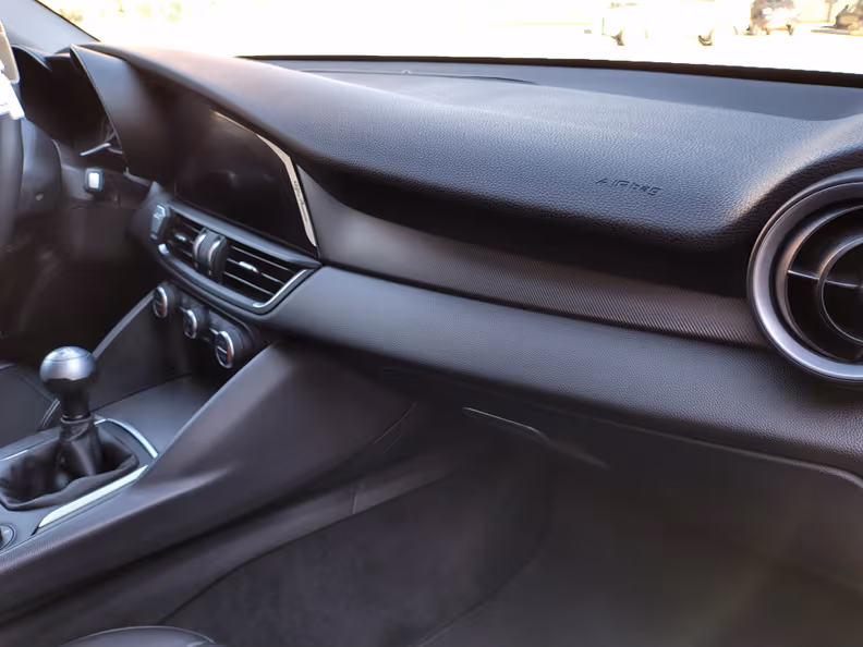 Alfa Romeo Giulia - 28