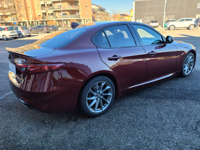 Alfa Romeo Giulia - 4