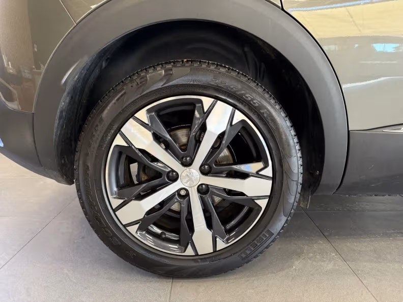 Peugeot 3008 - 8