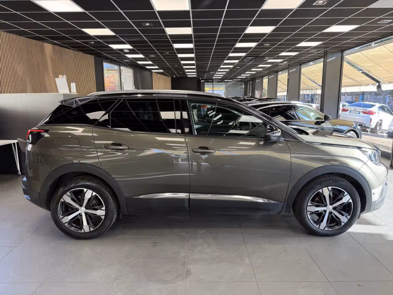 Peugeot 3008 - 5