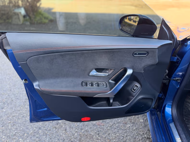 Mercedes-Benz CLA-Class - 13