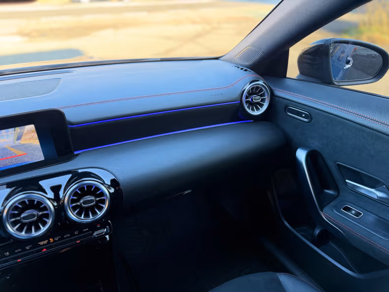 Mercedes-Benz CLA-Class - 20