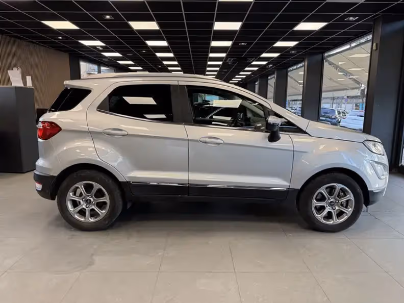 Ford EcoSport - 5