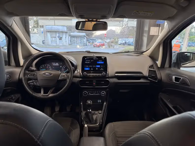 Ford EcoSport - 11