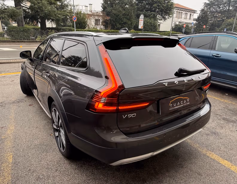 Volvo V90 - 8